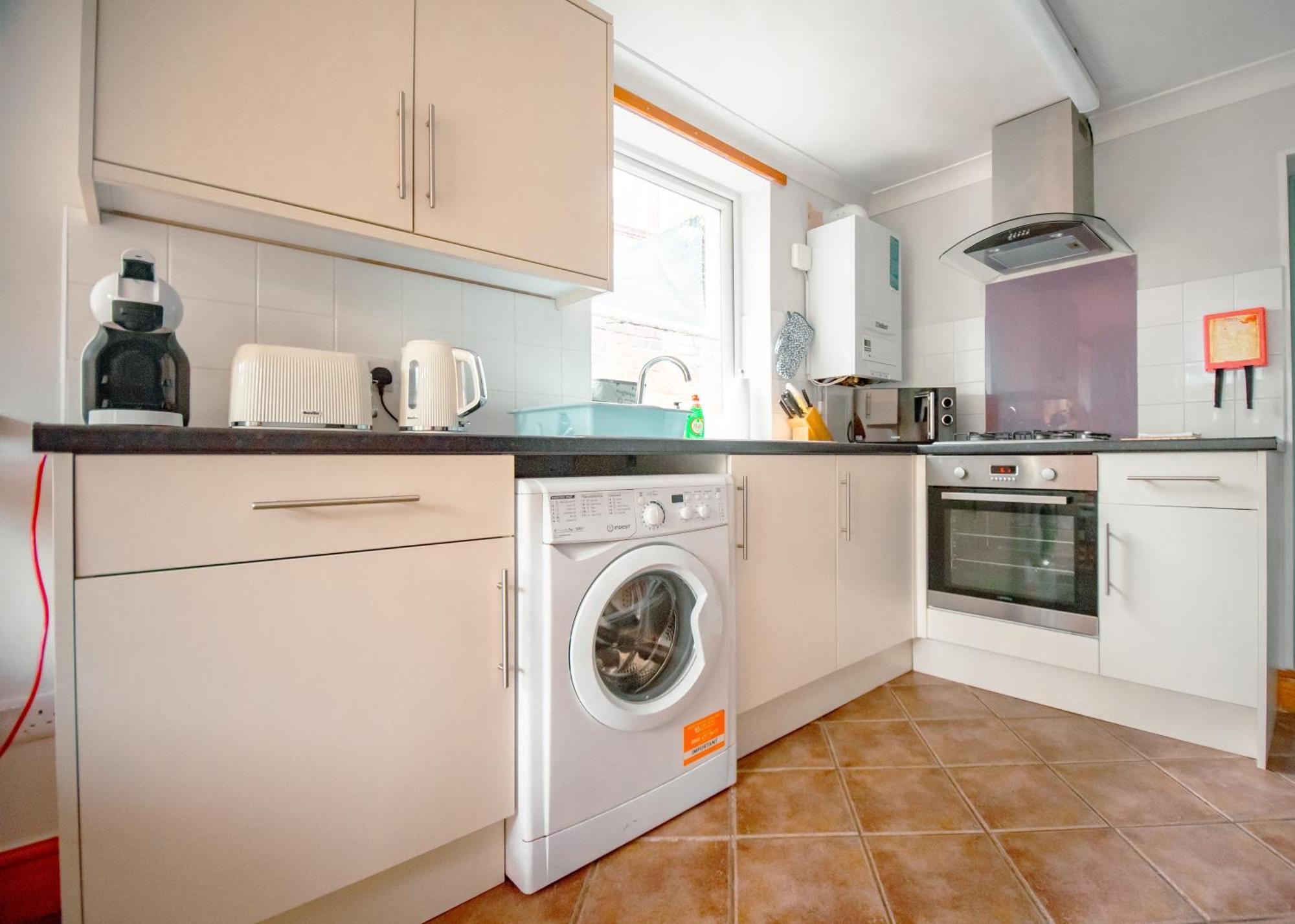 Purple Cloud Cottage Portsmouth Extérieur photo