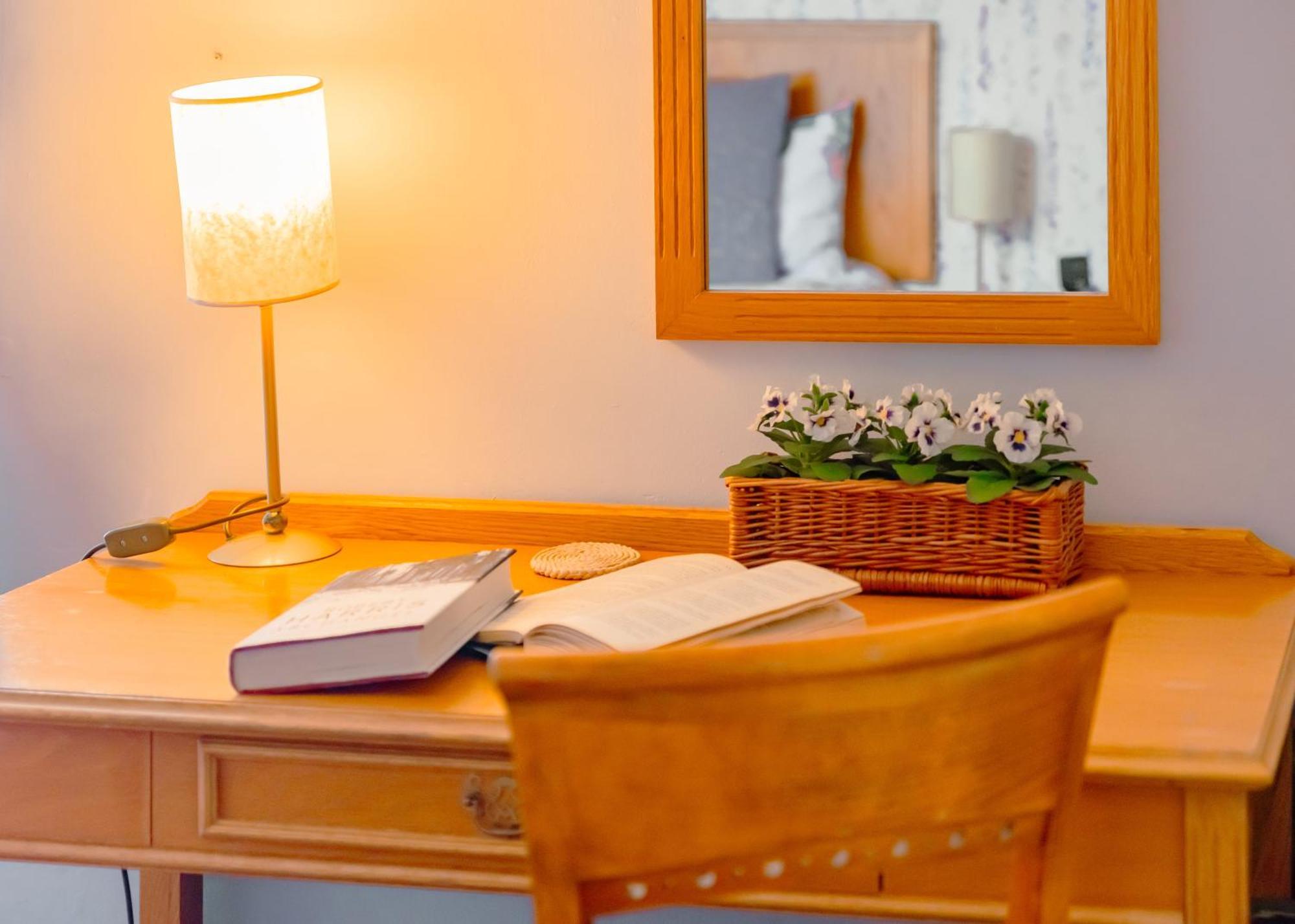 Purple Cloud Cottage Portsmouth Extérieur photo